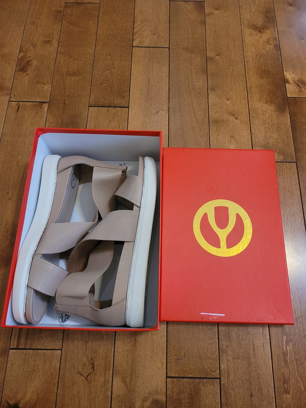 Brand New Wishbone Collective Paola 2 Beige Sheep Leather Women's Sandals